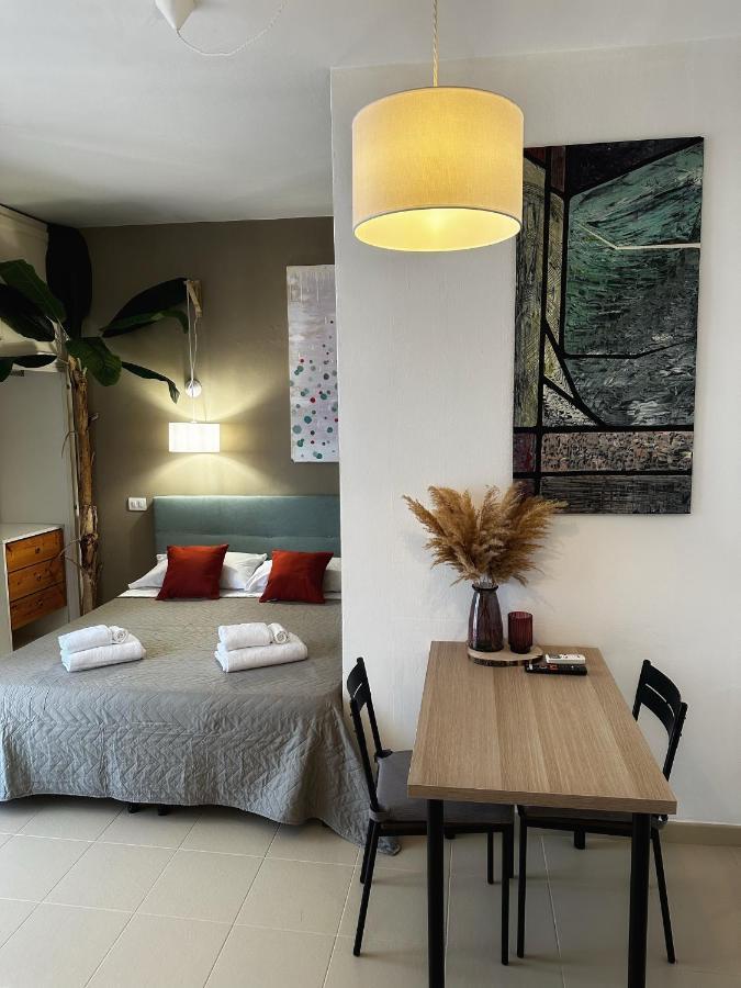 Eco Flat In Olbia Appartement Buitenkant foto